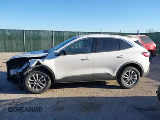 2022 Ford Escape SE with VIN 1FMCU9G60NUA61330, listed as a IAAI auction lot 41725478 with 150,587 mi miles and . Bid and sale history available at DreamBid. Image 15.