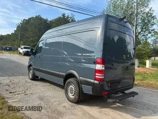 2018 Mercedes-Benz Sprinter Cargo Worker with VIN WD3PE7CDXJP632434, listed as a Copart auction lot 54715465 with 121,212 mi miles and Clean Title. Bid and sale history available at carsss.com. Image 3.