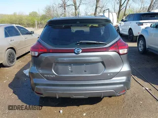 2021 Nissan Kicks SR z VIN 3N1CP5DVXML465845, wystawiony jako IAAI lot #41966146 z przebiegiem 56 134 mil mil oraz . Historia ofert i sprzedaży dostępna na DreamBid. Obrazek 16.