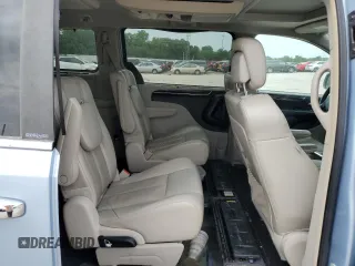 2012 Chrysler Town & Country Limited z VIN 2C4RC1GGXCR394219, wystawiony jako Copart lot #57032565 z przebiegiem Nie podano mil oraz Szkoda całkowita • Salvage title. Historia ofert i sprzedaży dostępna na DreamBid. Obrazek 11.