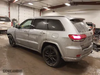2018 Jeep Grand Cherokee Laredo E with VIN 1C4RJFAG4JC285384, listed as a IAAI auction lot 41629723 with 66,603 mi miles. Bid and sale history available at carsss.com. Image 3.