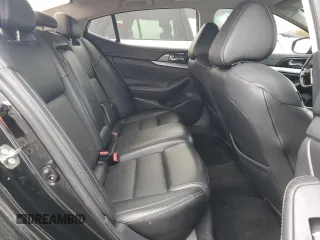 2017 Nissan Maxima SR with VIN 1N4AA6AP7HC419799, listed as a Copart auction lot 86616794 with 117,251 mi miles and Salvage title. Bid and sale history available at DreamBid. Image 10.