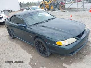 1998 Ford Mustang GT z VIN 1FAFP42X0WF234934, wystawiony jako IAAI lot #41789646 z przebiegiem 250 864 mil mil oraz . Historia ofert i sprzedaży dostępna na DreamBid. Obrazek 1.