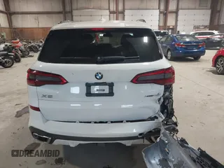 2019 BMW X5 xDrive40i z VIN 5UXCR6C55KLL03630, wystawiony jako IAAI lot #42060030 z przebiegiem 62 460 mil mil oraz . Historia ofert i sprzedaży dostępna na DreamBid. Obrazek 16.
