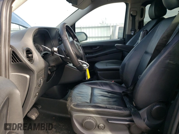 2017 Mercedes-Benz Metris Passenger z VIN WD4PG2EE8H3306082, wystawiony jako Copart lot #84463414 z przebiegiem 129 418 mil mil oraz Tytuł czysty. Historia ofert i sprzedaży dostępna na DreamBid. Obrazek 7.