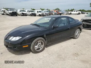 2004 Pontiac Sunfire z VIN 1G2JB12F547239258, wystawiony jako Copart lot #55818955 z przebiegiem 63 148 mil mil oraz Szkody całkowita. Historia ofert i sprzedaży dostępna na DreamBid. Obrazek 1.