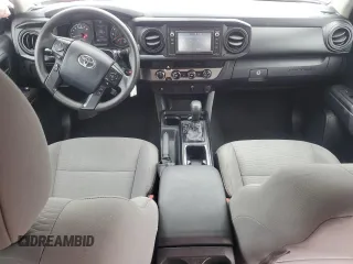 2018 Toyota Tacoma SR z VIN 5TFCZ5AN8JX143944, wystawiony jako Copart lot #57092795 z przebiegiem 67 094 mil mil oraz Szkoda całkowita • Salvage title. Historia ofert i sprzedaży dostępna na DreamBid. Obrazek 8.