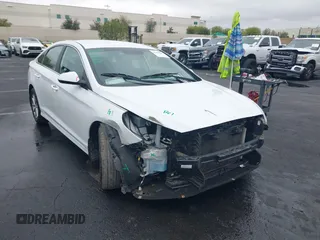 2018 Hyundai Sonata SE z VIN 5NPE24AF8JH693284, wystawiony jako IAAI lot #42184788 z przebiegiem 90 562 mil mil oraz . Historia ofert i sprzedaży dostępna na DreamBid. Obrazek 13.