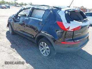 2015 Kia Sportage LX with VIN KNDPB3AC6F7707946, listed as a IAAI auction lot 41798289 with Not Provided miles and . Bid and sale history available at carsss.com. Image 3.