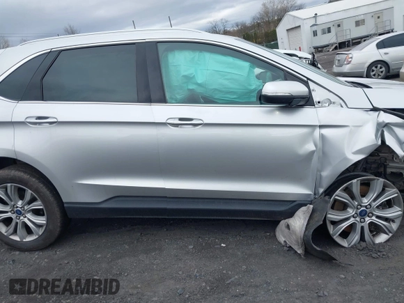 2019 Ford Edge Titanium with VIN 2FMPK4K95KBB55619, listed as a IAAI auction lot 42048941 with 89,999 mi miles. Bid and sale history available at carsss.com. Image 13.