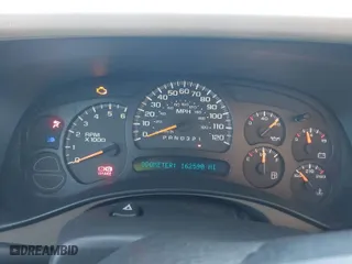 2006 Chevrolet Silverado 1500 LT1 with VIN 2GCEC13T061211835, listed as a IAAI auction lot 41678812 with 162,590 mi miles. Bid and sale history available at carsss.com. Image 7.