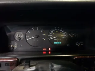 1997 Jeep Grand Cherokee Laredo with VIN 1J4GZ58Y7VC650813, listed as a Copart auction lot 41486724 with 266,004 mi miles and Salvage Title. Bid and sale history available at carsss.com. Image 9.
