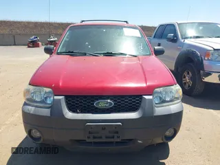 2006 Ford Escape Hybrid z VIN 1FMYU96H46KC44297, wystawiony jako IAAI lot #42689864 z przebiegiem 130 631 mil mil oraz . Historia ofert i sprzedaży dostępna na DreamBid. Obrazek 6.