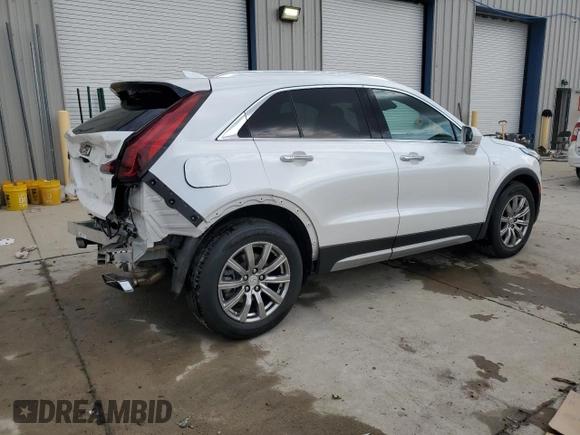 2019 Cadillac XT4 FWD Premium Luxury with VIN 1GYFZCR43KF151044, listed as a Copart auction lot 57912915 with 71,138 mi miles and Salvage title. Bid and sale history available at DreamBid. Image 3.