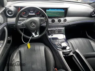 2017 Mercedes-Benz E 300 Luxury with VIN WDDZF4JB5HA073910, listed as a Copart auction lot 51285695 with 158,293 mi miles and Salvage Title. Bid and sale history available at DreamBid. Image 8.