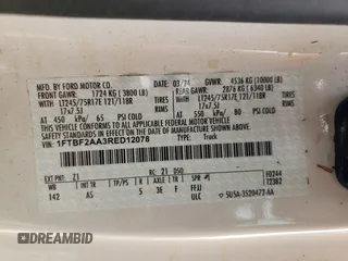 2024 Ford F-250 XL z VIN 1FTBF2AA3RED12078, wystawiony jako Copart lot #76826684 z przebiegiem Nie podano mil oraz Szkoda całkowita • Salvage title. Historia ofert i sprzedaży dostępna na DreamBid. Obrazek 12.