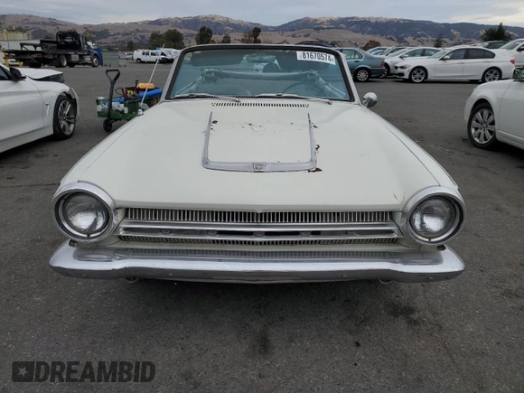 1964 Dodge Dart z VIN 7442677958, wystawiony jako Copart lot #81670574 z przebiegiem 61 374 mil mil oraz Czysty tytuł • Clean title. Historia ofert i sprzedaży dostępna na DreamBid. Obrazek 5.