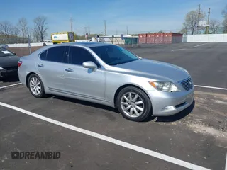 2007 Lexus LS 460 z VIN JTHBL46F175034883, wystawiony jako IAAI lot #41899686 z przebiegiem 182 863 mil mil oraz . Historia ofert i sprzedaży dostępna na DreamBid. Obrazek 1.
