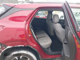 2021 Chevrolet TrailBlazer LT with VIN KL79MRSL3MB094227, listed as a IAAI auction lot 41840440 with 52,233 mi miles and . Bid and sale history available at DreamBid. Image 8.