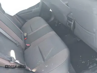 2018 Toyota Corolla L с VIN 2T1BURHEXJC083073, выставлен на аукционе IAAI как лот 41034682 с пробегом 28 730 миль миль и . История ставок и продаж доступна на DreamBid. Изображение 8.