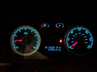 2008 Ford Escape XLT с VIN 1FMCU931X8KB50283, выставлен на аукционе Copart как лот 58369735 с пробегом 197 394 миль миль и Списание • Salvage title. История ставок и продаж доступна на DreamBid. Изображение 9.