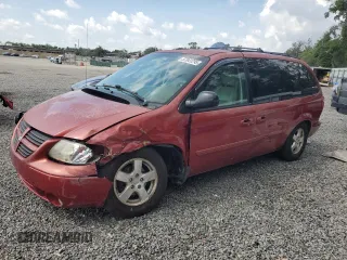 2005 Dodge Caravan SXT z VIN 2D4GP44L75R585861, wystawiony jako Copart lot #57841295 z przebiegiem 193 937 mil mil oraz Szkoda całkowita • Salvage title. Historia ofert i sprzedaży dostępna na DreamBid. Obrazek 1.