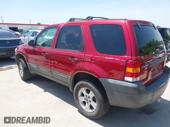 2005 Ford Escape XLT with VIN 1FMYU031X5KE17077, listed as a IAAI auction lot 42260075 with 234,758 mi miles and . Bid and sale history available at DreamBid. Image 3.