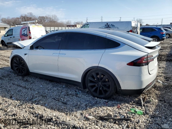 2017 Tesla Model X 90D z VIN 5YJXCBE21HF054304, wystawiony jako Copart lot #48428795 z przebiegiem Nie podano mil oraz Czysty tytuł • Clean title. Historia ofert i sprzedaży dostępna na DreamBid. Obrazek 2.