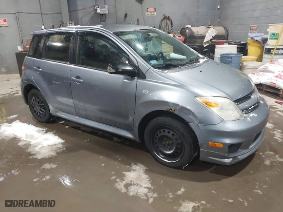 2006 Scion xA with VIN JTKKT604665009022, listed as a IAAI auction lot 41499533 with 184,267 mi miles. Bid and sale history available at carsss.com. Image 1.