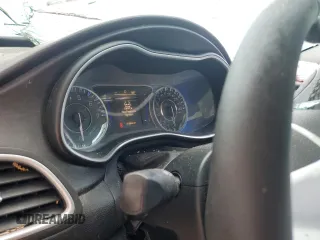 2015 Chrysler 200 Limited с VIN 1C3CCCAB6FN683909, выставлен на аукционе Copart как лот 60260105 с пробегом 216 843 миль миль и Чистый • Clean title. История ставок и продаж доступна на DreamBid. Изображение 9.