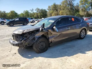 2014 Nissan Altima 2.5 SV with VIN 1N4AL3AP0EC323310, listed as a Copart auction lot 49458465 with 0 mi miles and Salvage Title. Bid and sale history available at carsss.com. Image 1.