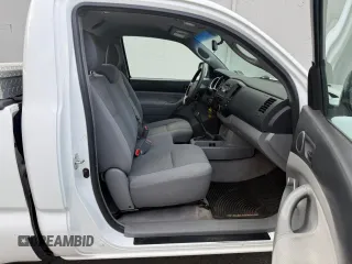 2006 Toyota Tacoma with VIN 5TEPX42N06Z307512, listed as a Copart auction lot 83243574 with 24,329 mi miles and Clean Title. Bid and sale history available at carsss.com. Image 6.