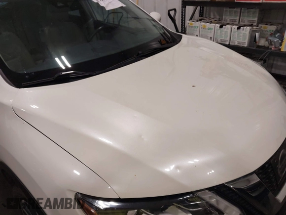 2017 Nissan Rogue SL z VIN JN8AT2MV8HW256848, wystawiony jako IAAI lot #42271691 z przebiegiem 103 597 mil mil oraz . Historia ofert i sprzedaży dostępna na DreamBid. Obrazek 6.