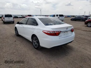 2015 Toyota Camry XLE with VIN 4T1BF1FK7FU110613, listed as a Copart auction lot 49833392 with 103,115 mi miles and Clean Title. Bid and sale history available at DreamBid. Image 3.