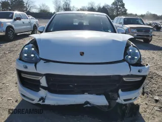 2015 Porsche Cayenne Turbo z VIN WP1AC2A23FLA82531, wystawiony jako Copart lot #79864874 z przebiegiem 74 051 mil mil oraz Szkoda całkowita • Salvage title. Historia ofert i sprzedaży dostępna na DreamBid. Obrazek 5.