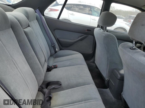1994 Toyota Camry LE z VIN JT2SK12E0R0256694, wystawiony jako Copart lot #52819245 z przebiegiem 182 566 mil mil oraz Szkoda całkowita • Salvage title. Historia ofert i sprzedaży dostępna na DreamBid. Obrazek 10.