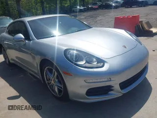 2015 Porsche Panamera 4 с VIN WP0AA2A71FL002422, выставлен на аукционе IAAI как лот 42036800 с пробегом 86 852 миль миль и . История ставок и продаж доступна на DreamBid. Изображение 1.