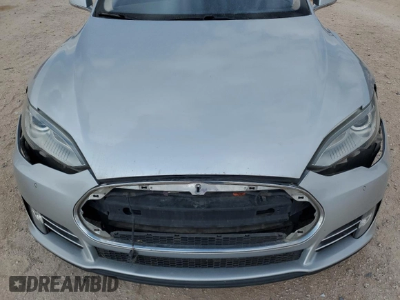 2014 Tesla Model S 60 with VIN 5YJSA1H10EFP38270, listed as a Copart auction lot 53893605 with 170,814 mi miles and Clean Title. Bid and sale history available at DreamBid. Image 11.