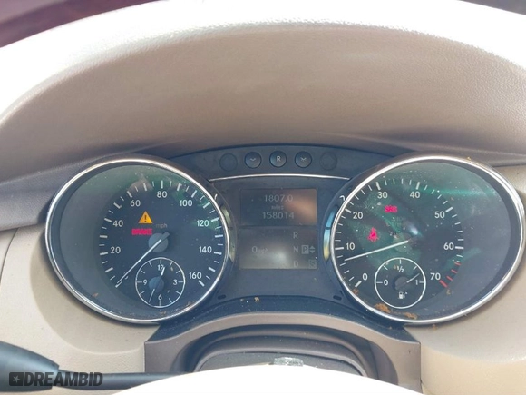 2006 Mercedes-Benz R-Class 5.0L with VIN 4JGCB75E86A014165, listed as a IAAI auction lot 41620616 with 158,014 mi miles. Bid and sale history available at carsss.com. Image 7.