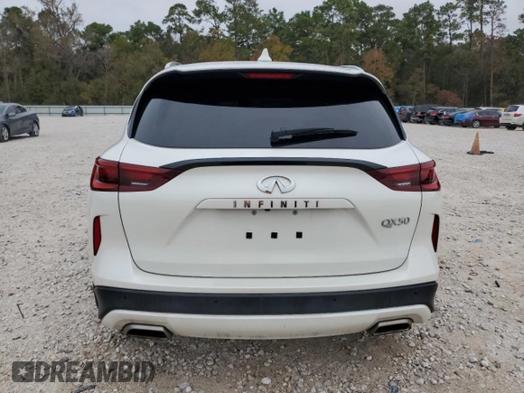 2022 Infiniti QX50 LUXE with VIN 3PCAJ5BA0NF106235, listed as a Copart auction lot 84685444 with 33,028 mi miles and Salvage Title. Bid and sale history available at carsss.com. Image 6.