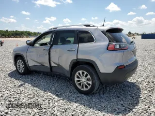 2019 Jeep Cherokee Latitude with VIN 1C4PJLCB5KD344560, listed as a Copart auction lot 51291715 with 15,710 mi miles and Non Repairable. Bid and sale history available at DreamBid. Image 2.