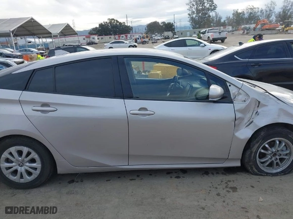2017 Toyota Prius Prime Plus with VIN JTDKARFP9H3040909, listed as a IAAI auction lot 41755727 with NaN miles. Bid and sale history available at carsss.com. Image 13.