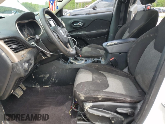 2016 Jeep Cherokee Altitude z VIN 1C4PJLAB7GW171896, wystawiony jako Copart lot #55929165 z przebiegiem 154 784 mil mil oraz Czysty tytuł • Clean title. Historia ofert i sprzedaży dostępna na DreamBid. Obrazek 7.