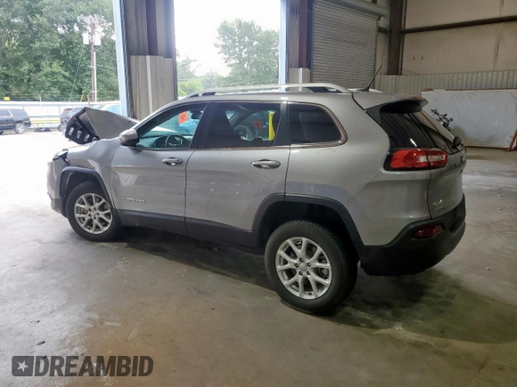 2016 Jeep Cherokee Latitude with VIN 1C4PJMCBXGW168154, listed as a Copart auction lot 61371545 with Not provided miles and Salvage title. Bid and sale history available at DreamBid. Image 2.