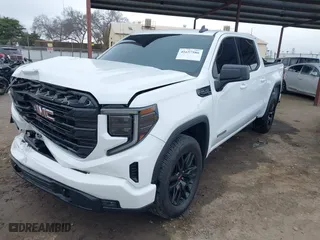 2024 GMC Sierra 1500 Elevation with VIN 3GTPHCED8RG311513, listed as a IAAI auction lot 41657586 with 8,209 mi miles. Bid and sale history available at carsss.com. Image 17.