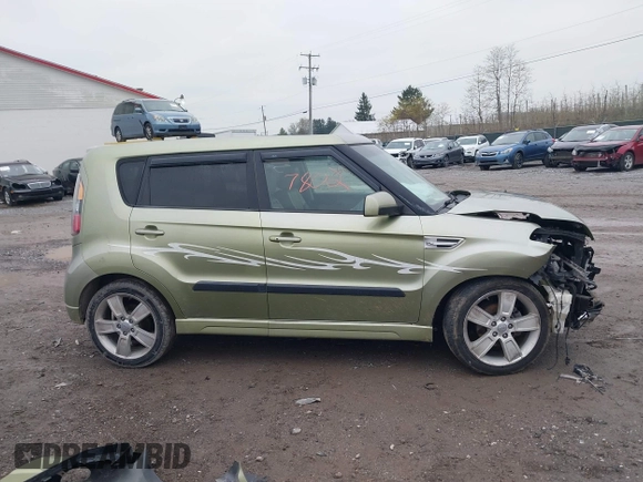 2011 Kia Soul + with VIN KNDJT2A23B7270227, listed as a IAAI auction lot 42007802 with 87,768 mi miles. Bid and sale history available at carsss.com. Image 13.