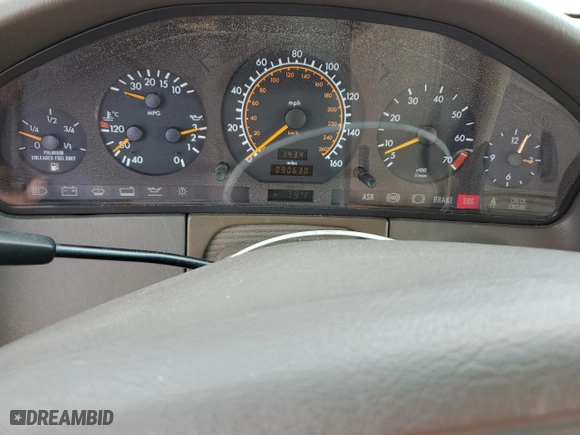 1995 Mercedes-Benz S Class with VIN WDBGA33E1SA256213, listed as a Copart auction lot 81800594 with NaN miles and Salvage Title. Bid and sale history available at carsss.com. Image 9.