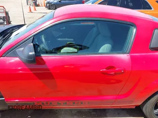 2007 Ford Mustang Deluxe with VIN 1ZVFT80N575345515, listed as a IAAI auction lot 42008753 with 165,871 mi miles and . Bid and sale history available at DreamBid. Image 15.