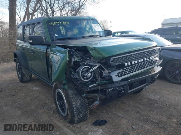 2023 Ford Bronco z VIN 1FMEE5DP2PLA95399, wystawiony jako IAAI lot #41899728 z przebiegiem 16 199 mil mil oraz . Historia ofert i sprzedaży dostępna na DreamBid. Obrazek 6.