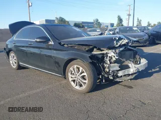 2018 Mercedes-Benz C with VIN 55SWF4JB6JU236394, listed as a IAAI auction lot 41828161 with 40,462 mi miles. Bid and sale history available at carsss.com. Image 1.